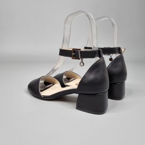 Жіночі босоніжки Каліпсо Блек Жіночі босоніжки Каліпсо Блек