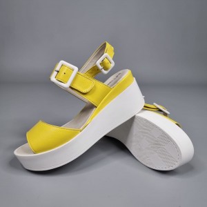 Жіночі босоніжки Габріель