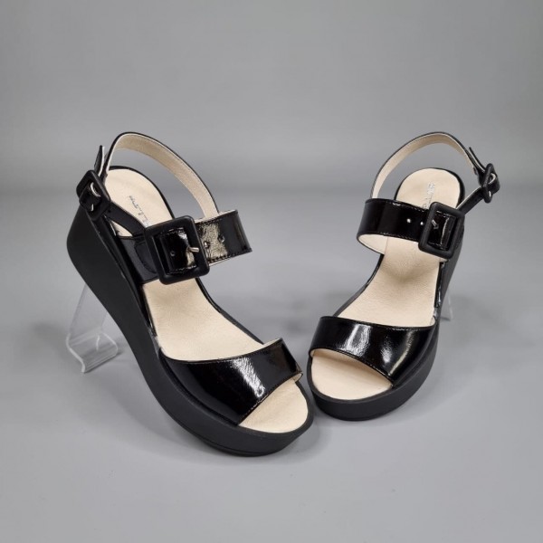 Жіночі босоніжки Габріель Глосс