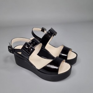 Жіночі босоніжки Габріель Глосс