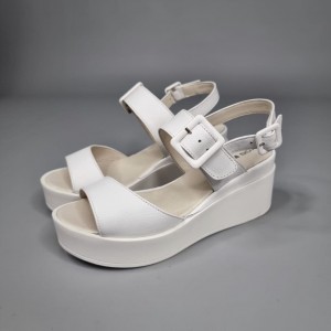 Жіночі босоніжки Габріель Вайт Жіночі босоніжки Габріель Вайт