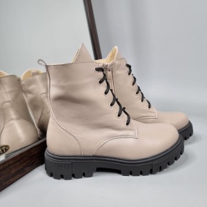 Жіночі черевики Гертруда Капучино