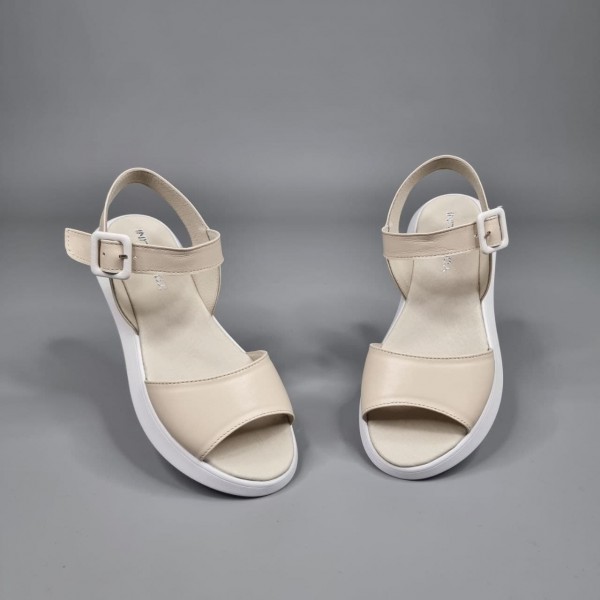 Жіночі босоніжки Віккі