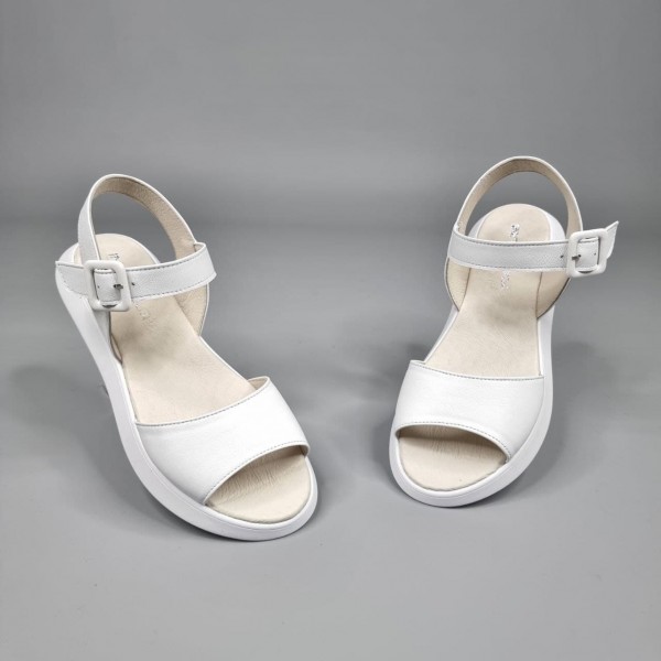 Жіночі босоніжки Віккі Вайт