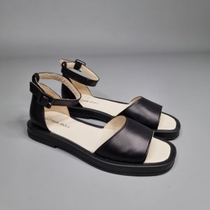 Жіночі босоніжки Деліс Блек