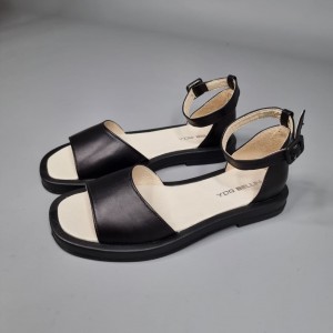 Жіночі босоніжки Деліс Блек