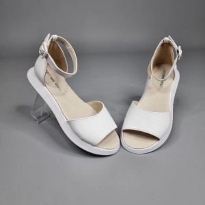 Жіночі босоніжки Джемма Вайт