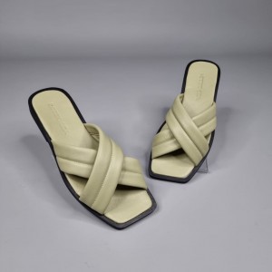 Жіночі шльопанці Каралін Грін Жіночі шльопанці Каралін Грін