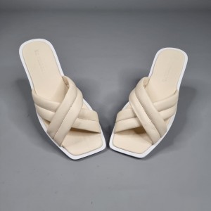 Жіночі шльопанці Каралін Жіночі шльопанці Каралін