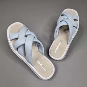 Жіночі шльопанці Ірис Блю