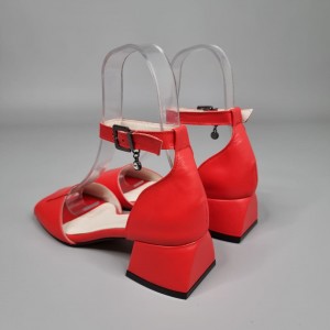 Жіночі босоніжки Анжеліка Ред