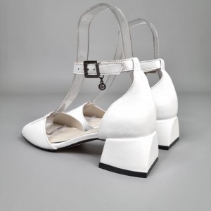 Жіночі босоніжки Анжелика Вайт 