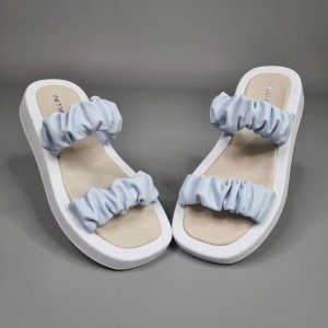 Жіночі шльопанці Каприз Блю Жіночі шльопанці Каприз Блю