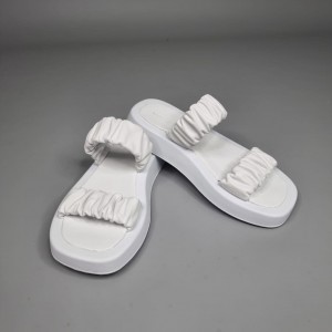 Жіночі шльопанці Каприз Вайт 