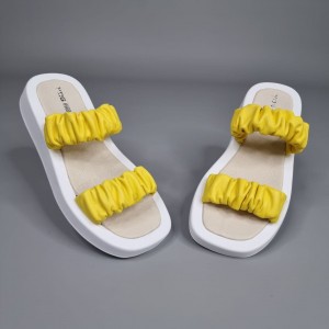 Жіночі шльопанці Каприз Жіночі шльопанці Каприз