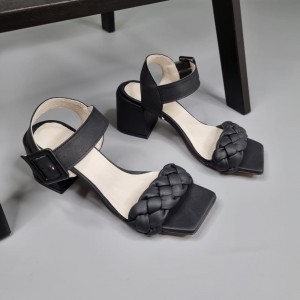 Жіночі босоніжки Дана Блек Жіночі босоніжки Дана Блек