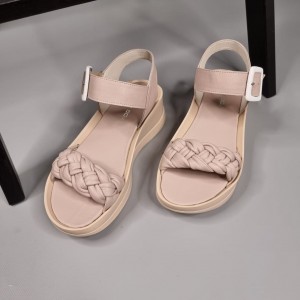 Жіночі босоніжки Беатріс Беж Жіночі босоніжки Беатріс Беж