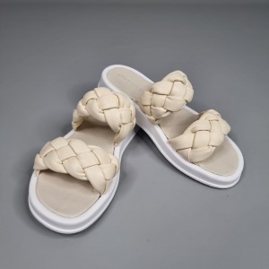 Жіночі шльопанці Бетті