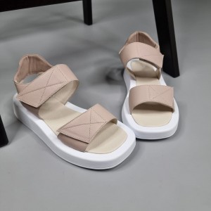 Жіночі босоніжки Деметра Беж