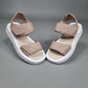 Жіночі босоніжки Деметра Беж