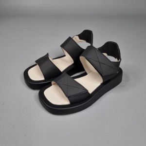 Жіночі босоніжки Деметра Блек