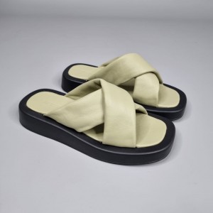 Жіночі шльопанці Даймонд Грин