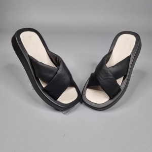 Жіночі шльопанці Даймонд Блек Жіночі шльопанці Даймонд Блек