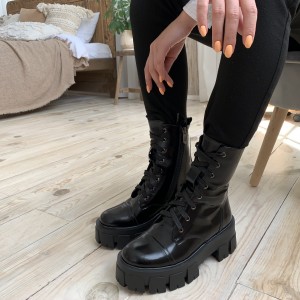 Жіночі черевики Доллі Глос