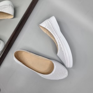  Жіночі балетки Амелі Вайт