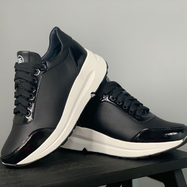 Жіночі кросівки Лалія