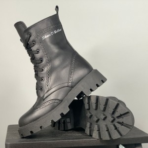 Жіночі черевики Алекс Блек