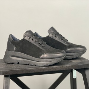 Жіночі кросівки Дот Блек