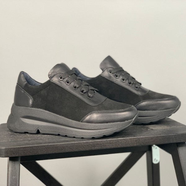 Жіночі кросівки Дот Блек